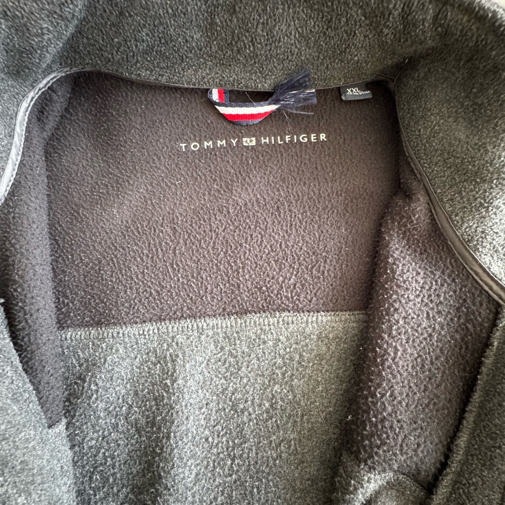 Jacket Fleece Tommy Hilfiger Gray and Black Lightweight Jacket - Picture 12 of 15